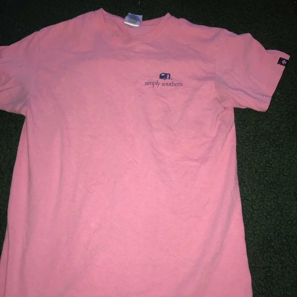 pink short sleeve shirt